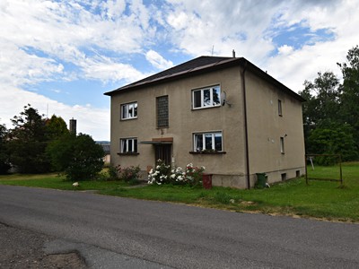 Tkalcovská, Králíky